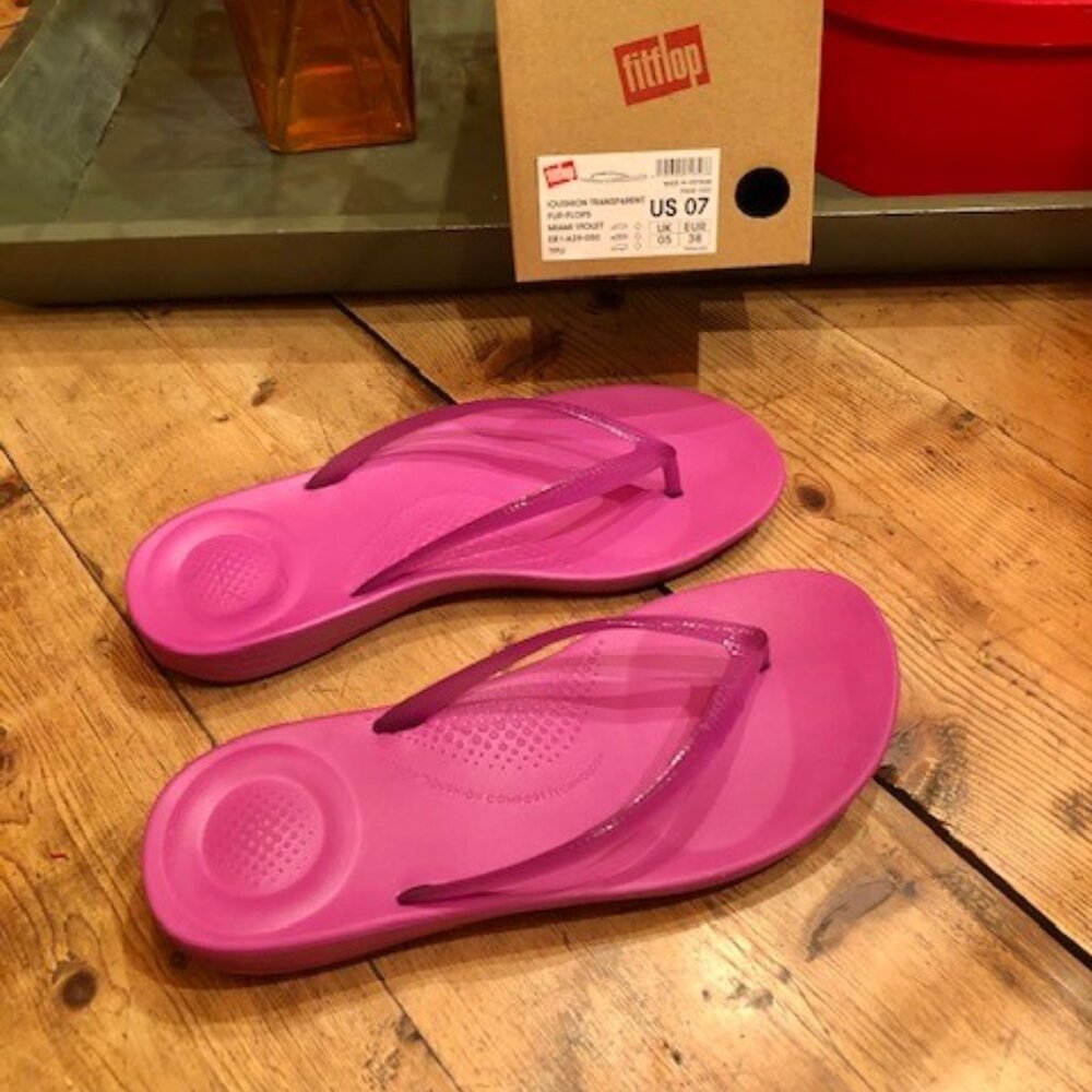 Fitflop IQushion Transparent Ergonomic Flip-Flops NEW w/BOX Size 7  MIAMI VIOLET